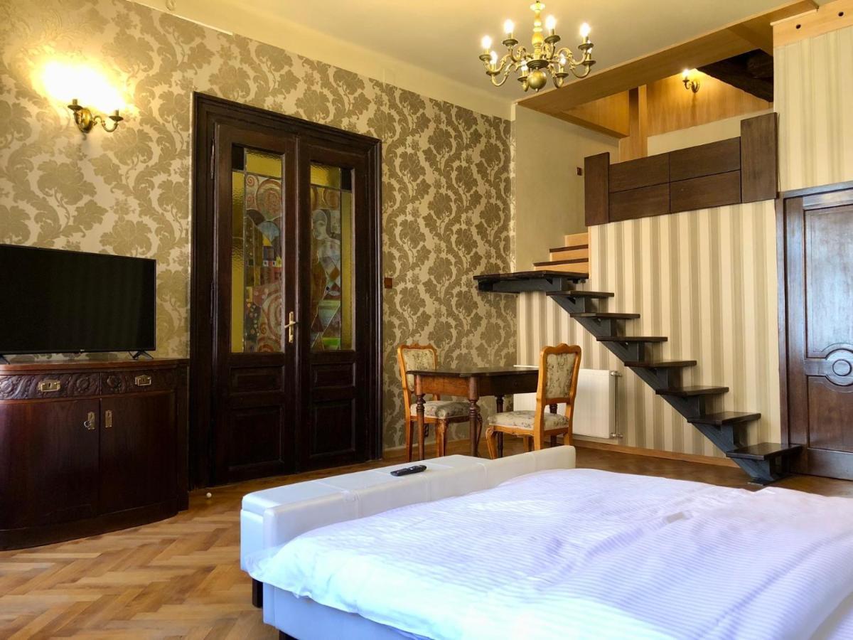 Aristocrat Vintage Apartment Braszów Zewnętrze zdjęcie