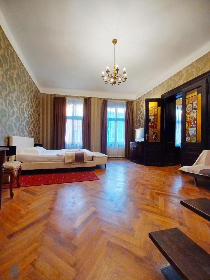 Aristocrat Vintage Apartment Braszów Zewnętrze zdjęcie